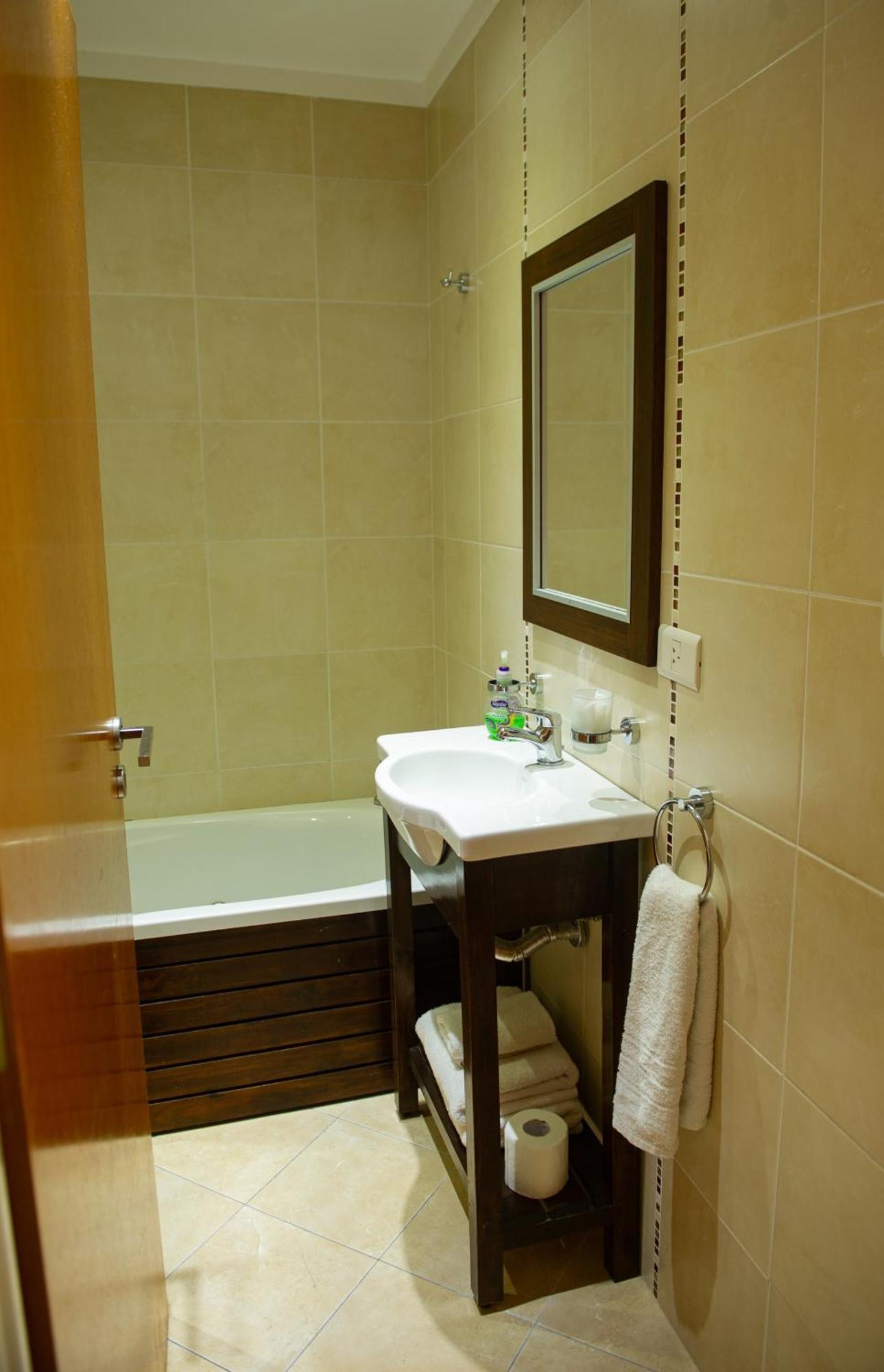 Tpyn Beruti Apartment บัวโนสไอเรส ภายนอก รูปภาพ